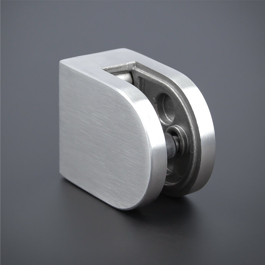 Glashalter Edelstahl V2A halbrund Vorderseite liegend auf dunklem Untergrund