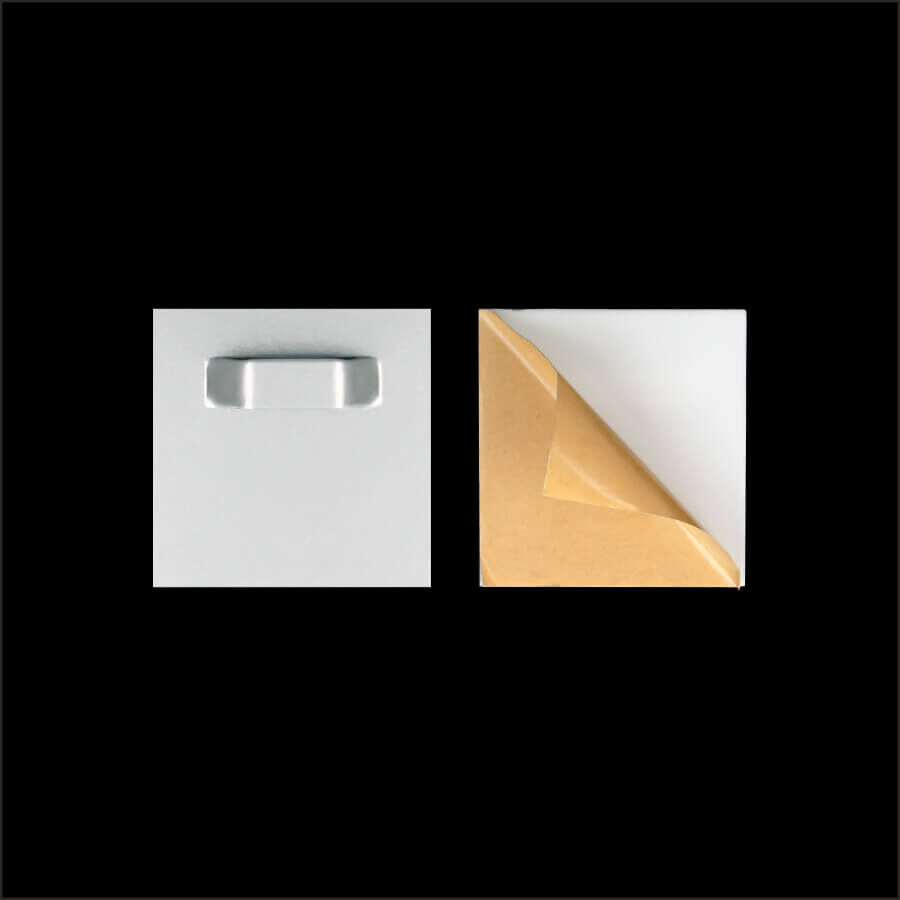 Bildhalterung selbstklebend 45x45mm Vorder und Rückseite auf schwarzen Untergrund