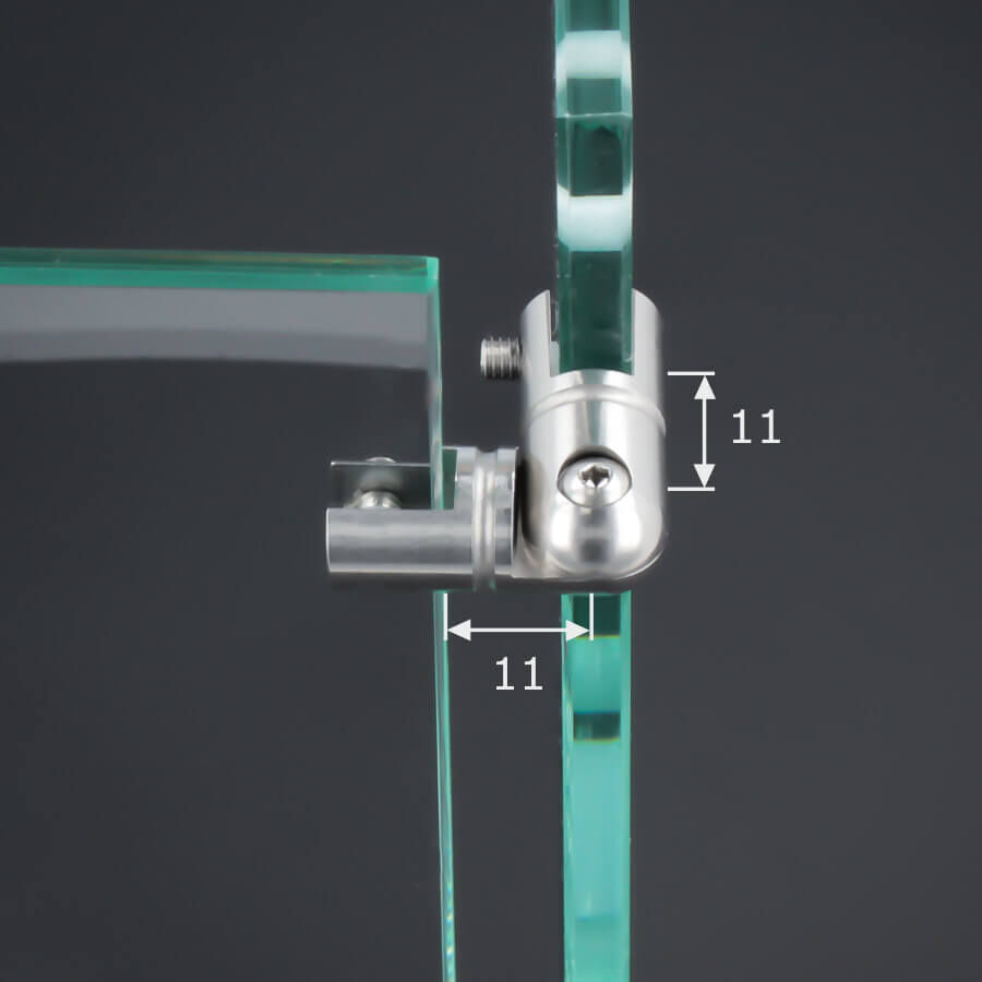Eckverbinder 90° Edelstahl Spuckschutz Glas-Halter  mit Zwei Scheiben montiert und Maßen mit dunklem Hintergrund
