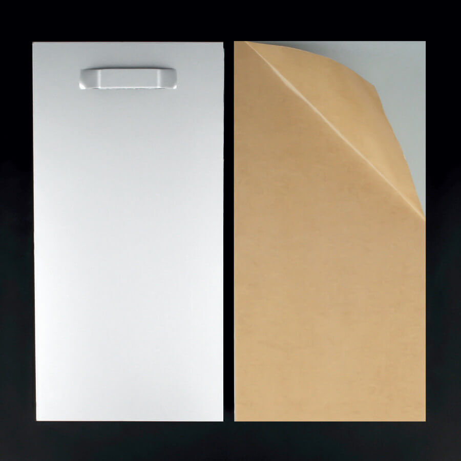 Haftblech Spiegelblech klebend 100x200mm Vorder und Rückseite auf schwarzen Untergrund