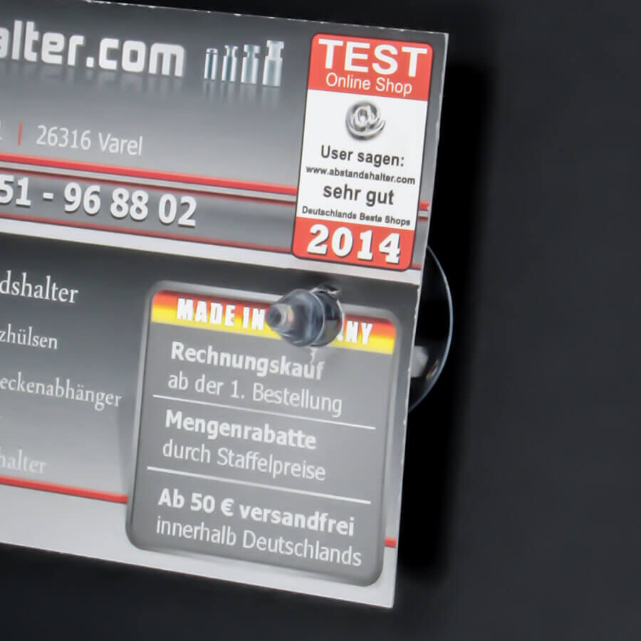 Saugnapf Ø 20 mm Pfeil-Spitze | mit Saugnäpfen befestigen | Saugknöpfe montiert an dunkler Wand mit einer Karte auf der Spitze