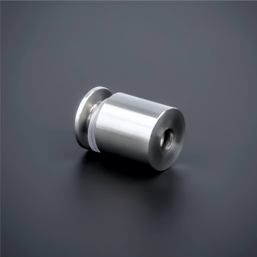 Abstandshalter schraubbar Edelstahl V2A Ø 15 mm liegend auf dunklem Untergrund
