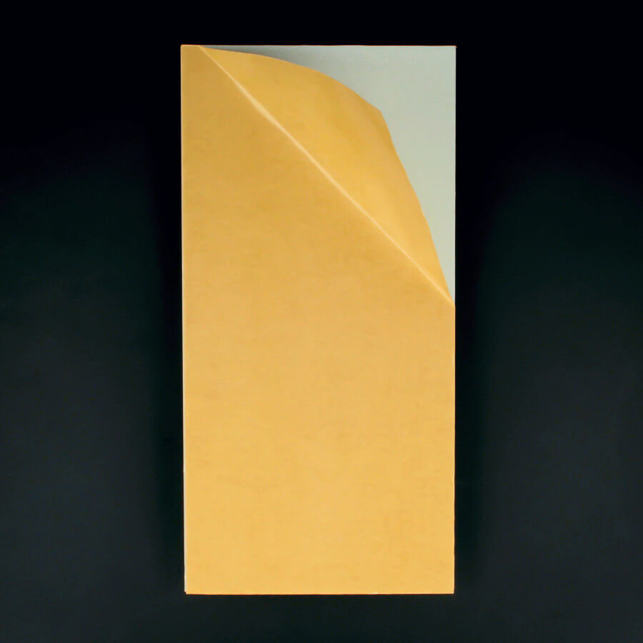 Bildaufhänger Bilderhaken selbstklebend 100x200mm Rückseite auf schwarzen Hintergrund