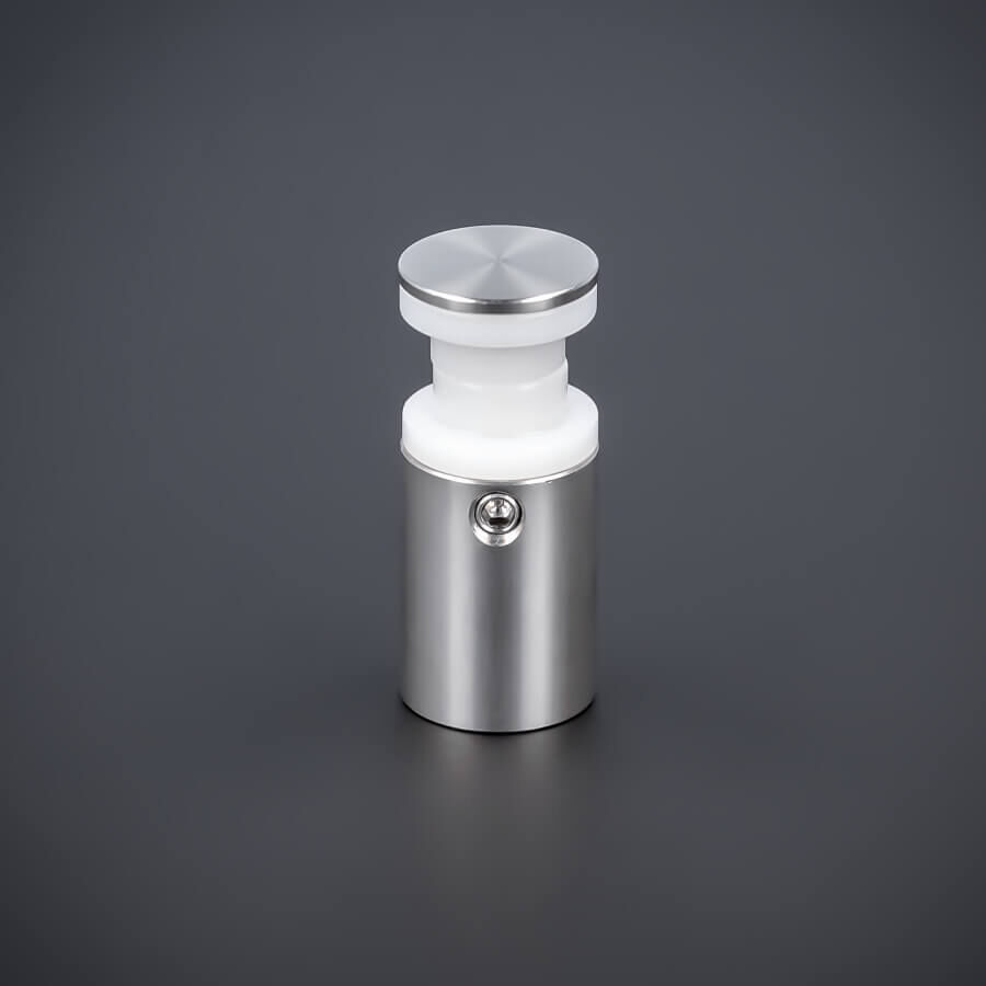 Glashalter Edelstahl V2A stehend auf dunklem Untergrund