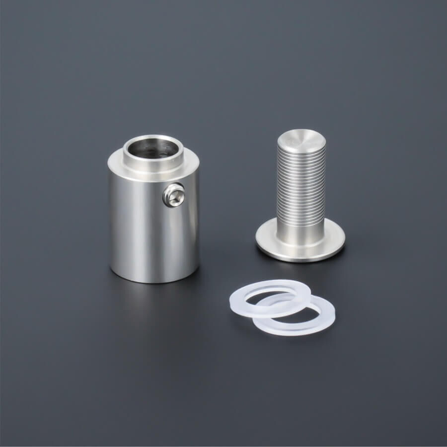 100er-Pack Plexiglasbefestigung Edelstahl Ø 15 mm Lieferumfang auf dunklem Untergrund