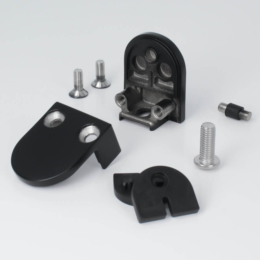 Glashalter Edelstahl V2A 50 x 40 mm schwarz RAL9005 halbrund Lieferumfang auf hellen Untergrund