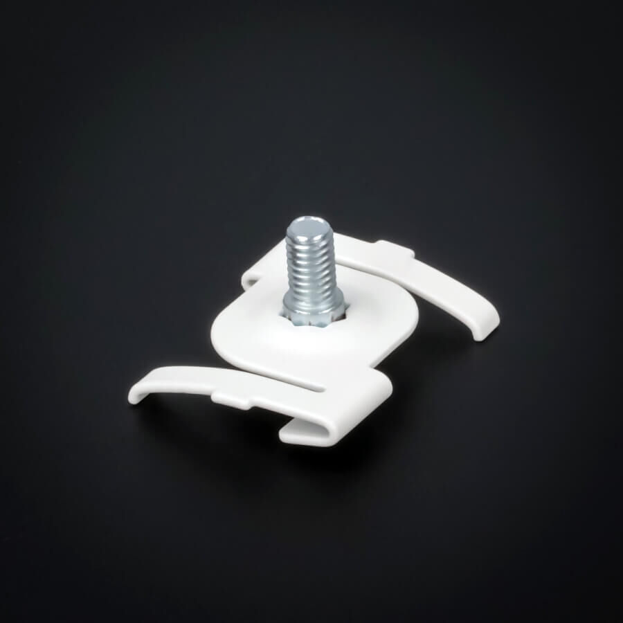 Profilbreite: 22-24 mm | Stahl weiß lackiert | M6-Gewinde Deckenclip Abhängung M6x10mm Rasterdecken Odenwalddecken liegend auf dunklem Untergrund