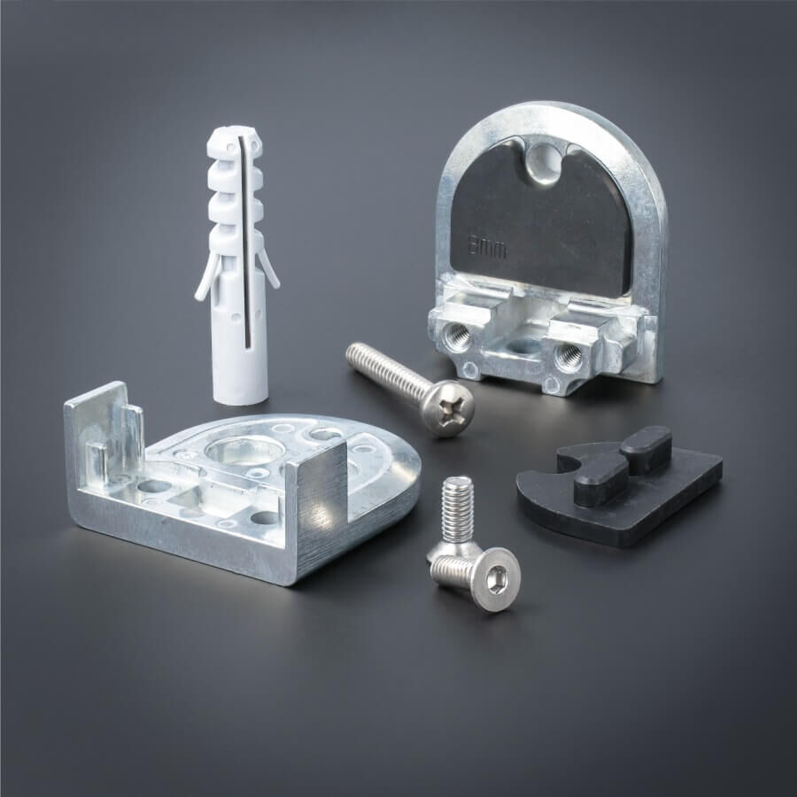 Glashalter Zinkdruckguss halbrund 60x55 mm Lieferumfang auf dunklem Untergrund