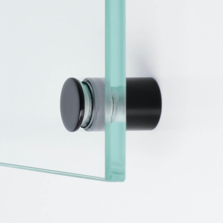 Abstandshalter schraubbar Edelstahl V2A Ø15mm montiert an weißer Wand