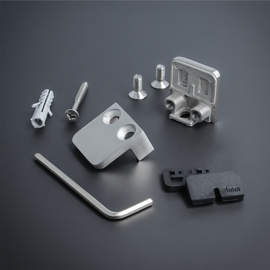 Glasscheibenhalter Wandregalhalter V2A 30x30mm komplettes Set auf dunklem Untergrund