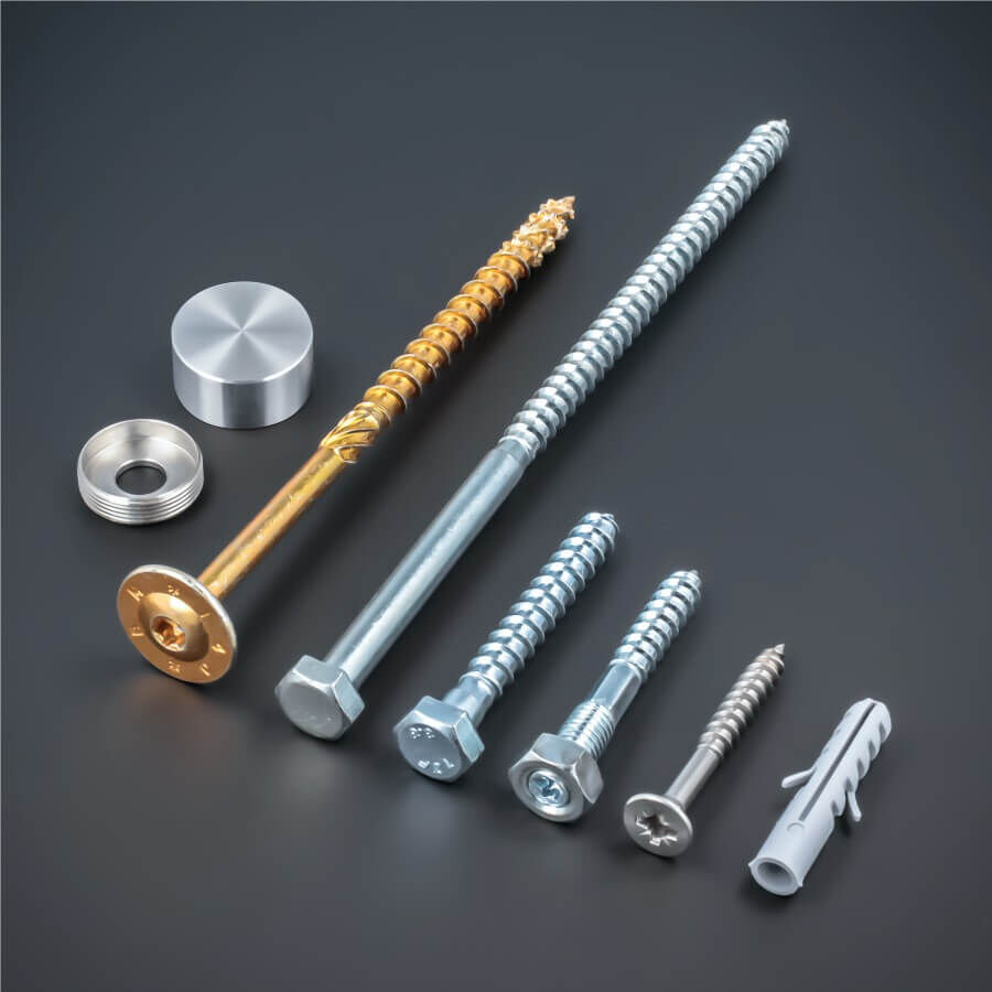 Schilderbefestigung Edelstahl V2A Ø25x5mm Beispiel Schrauben auf dunklem Untergrund